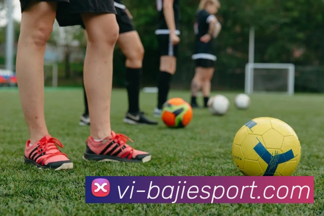 八戒足球体育APP 封面图