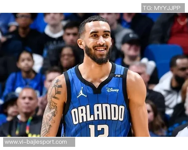 奎因在比赛中展现出色状态25年13号秀12投8中斩获17分5篮板7助攻2抢断